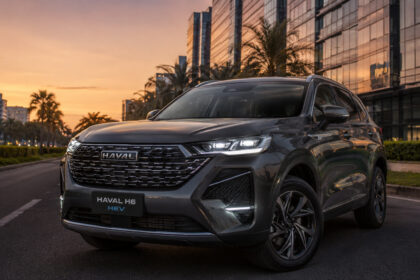 gwm-haval-h6-hibrido-flex-chega-com-autonomia-gigante,-motor-bicombustivel-e-tecnologia-premium-para-ameacar-corolla-cross-e-compass-no-brasil