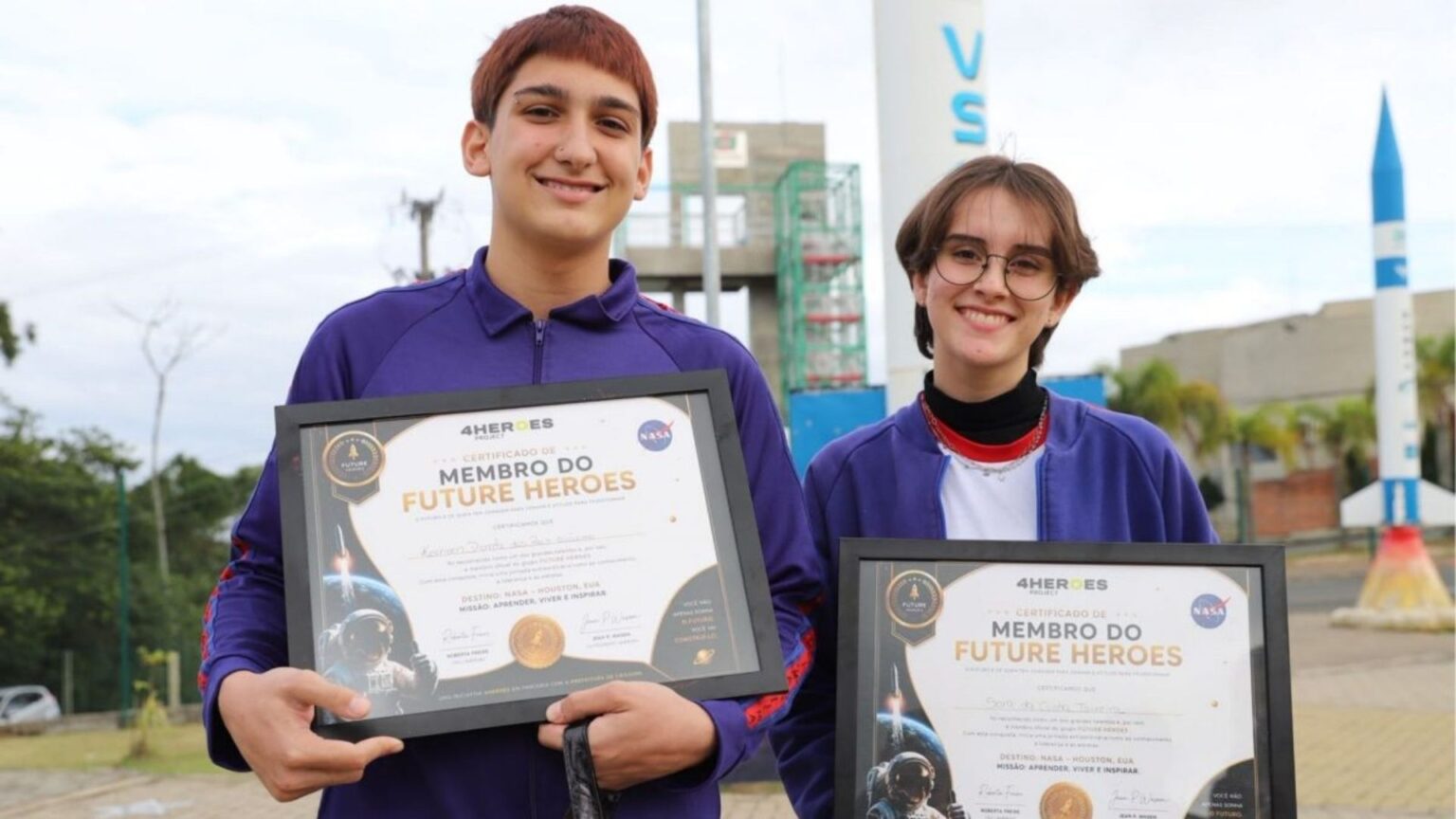 dois-estudantes-de-13-anos-da-rede-publica-de-santa-catarina-foram-selecionados-entre-38-candidatos-para-um-intercambio-da-nasa-nos-estados-unidos,-e-um-deles-resumiu-a-propria-trajetoria-numa-frase,-‘alguem-pode-tirar-tudo-de-voce,-menos-o-que-voce-sabe’