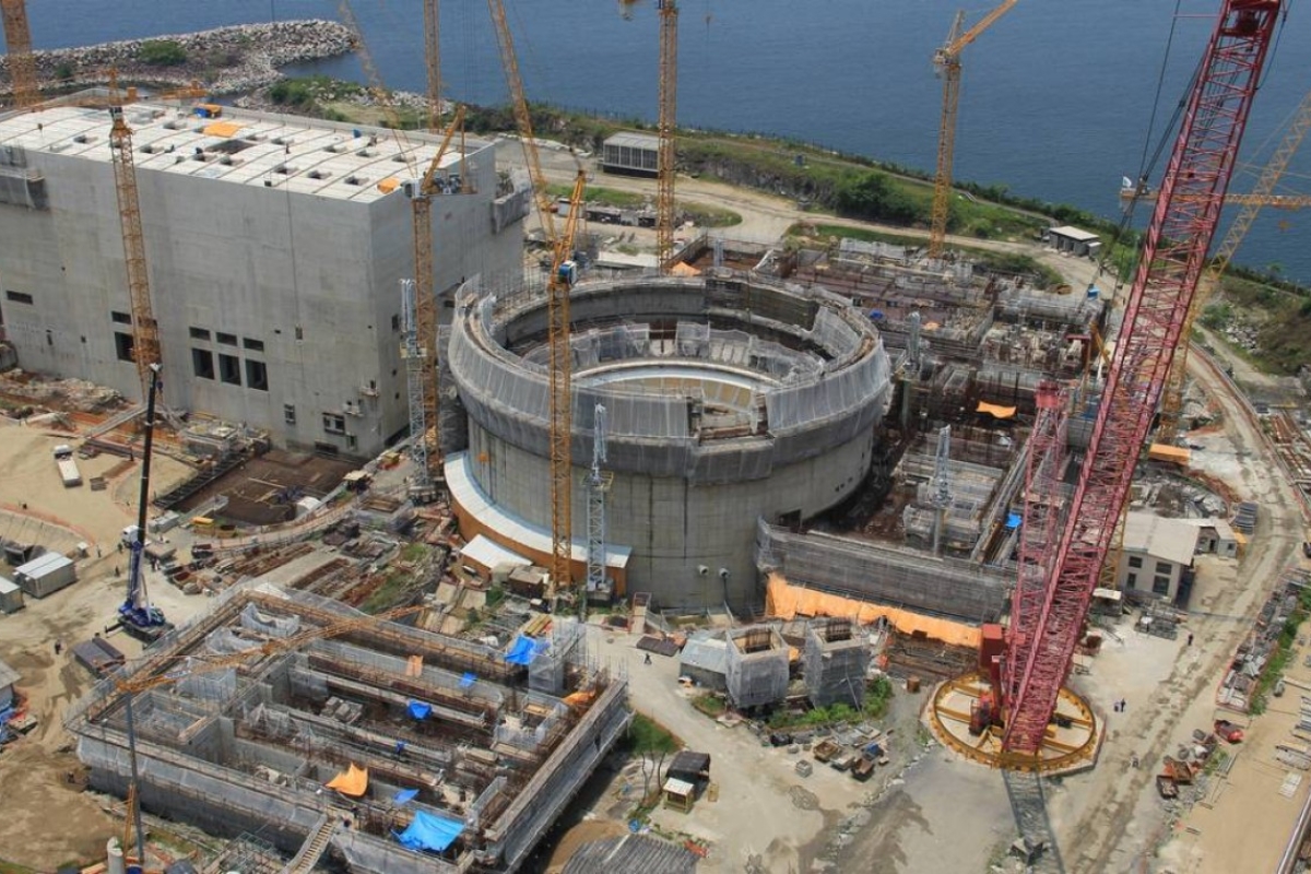 india-abre-a-energia-nuclear-ao-capital-privado-para-acelerar-obras-e-atrair-bilhoes,-enquanto-o-brasil-segue-travado-em-angra-3-e-discute-quem-paga-a-conta-da-conclusao