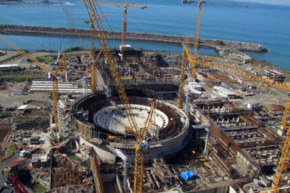 india-da-exemplo-ao-brasil-e-autoriza-o-capital-privado-a-construir-uma-rede-de-usinas-nucleares,-enquanto-angra-3-segue-travada