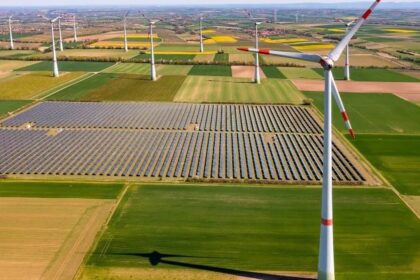 o-brasil-poupou-us$-32,4-bilhoes-em-2025-trocando-fossil-por-renovavel-e-so-perdeu-para-china-e-estados-unidos-no-podio-mundial-da-irena