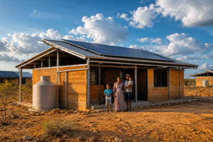 onde-a-falta-de-agua-e-energia-afeta-comunidades-no-deserto-colombiano,-30-familias-receberam-casas-de-80-m²-com-paineis-solares,-banheiro-sem-descarga-e-coleta-de-chuva