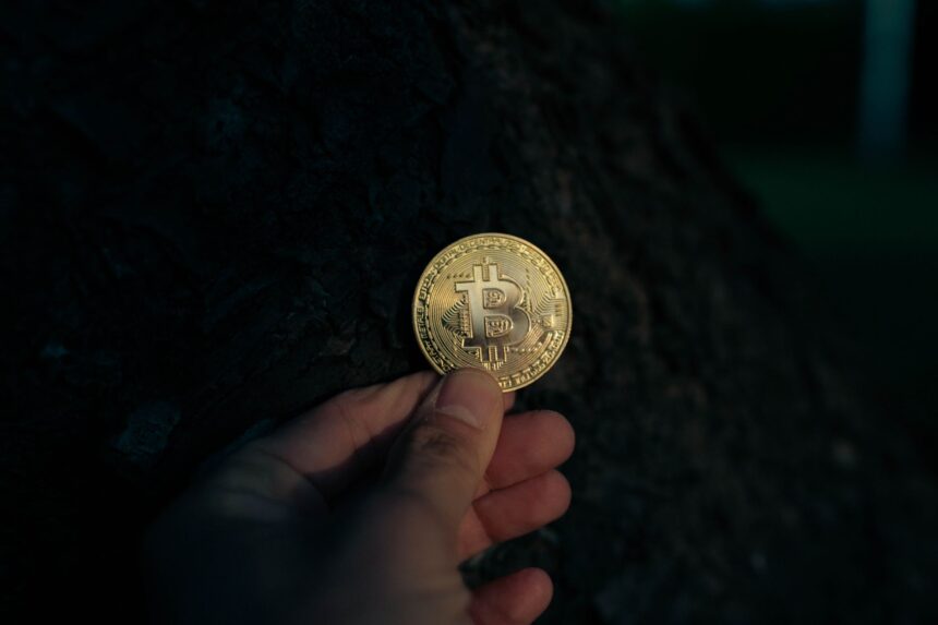 “dinheiro-inteligente-nao-sai-nesses-niveis,-ele-acumula”,-diz-21-shares-sobre-o-bitcoin