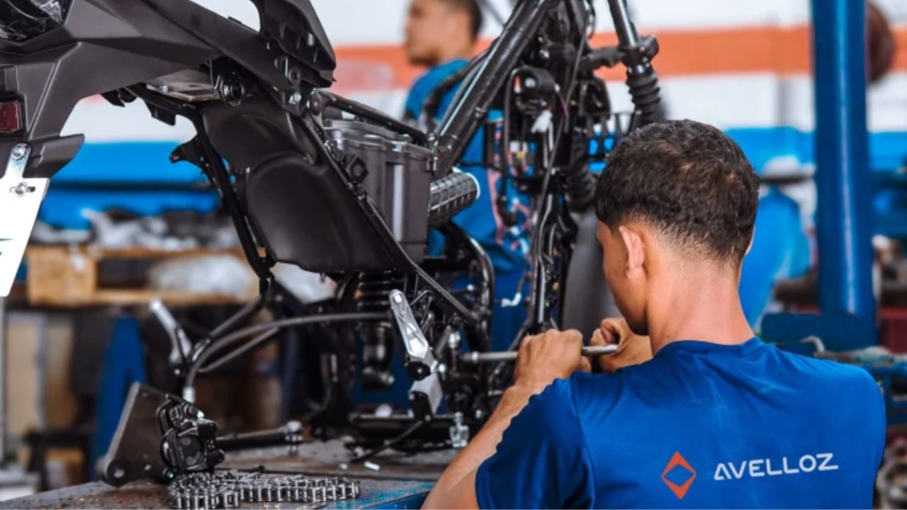 avelloz-tera-fabrica-propria-em-manaus-e-prepara-pelo-menos-cinco-novas-motocicletas-para-2027