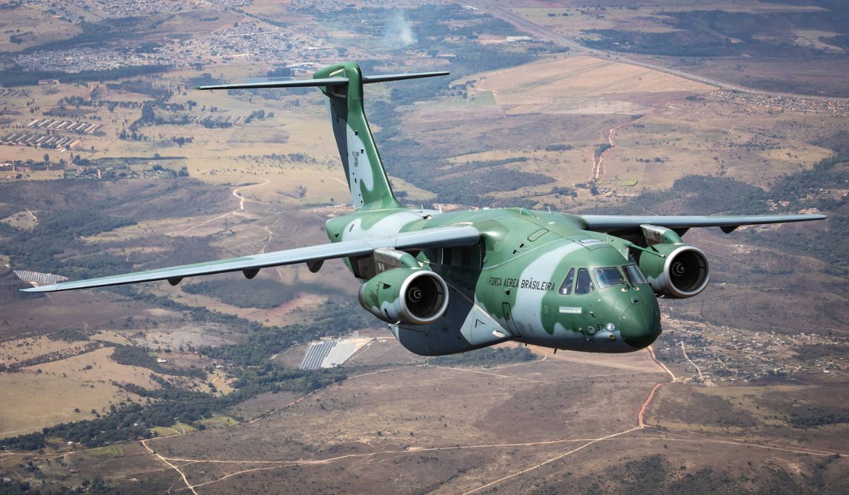 r$-1,7-bilhao-sob-alerta:-tcu-mantem-pressao-sobre-a-fab,-reativa-exigencias-em-contratos-do-kc-390,-hercules-e-helicopteros-e-pode-abrir-nova-auditoria-apos-identificar-risco-de-pagamentos-por-pecas-e-servicos-nao-entregues