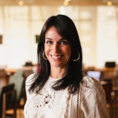 empreendedora-cria-startup-de-saude-feminina-para-apoiar-mulheres-na-menopausa-–-startups
