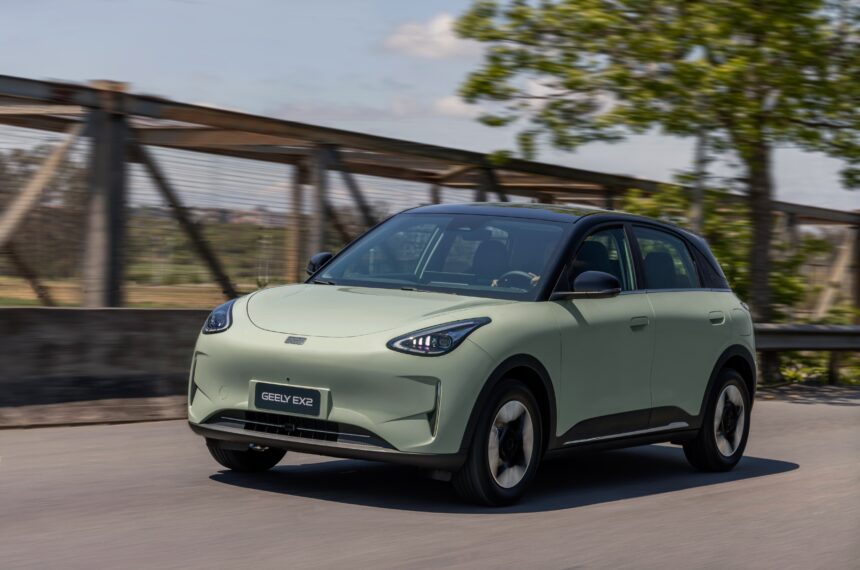 geely-ex2-e-bom-de-dirigir-e-barato-de-manter,-mas-precisa-corrigir-7-deslizes;-video-|-g1