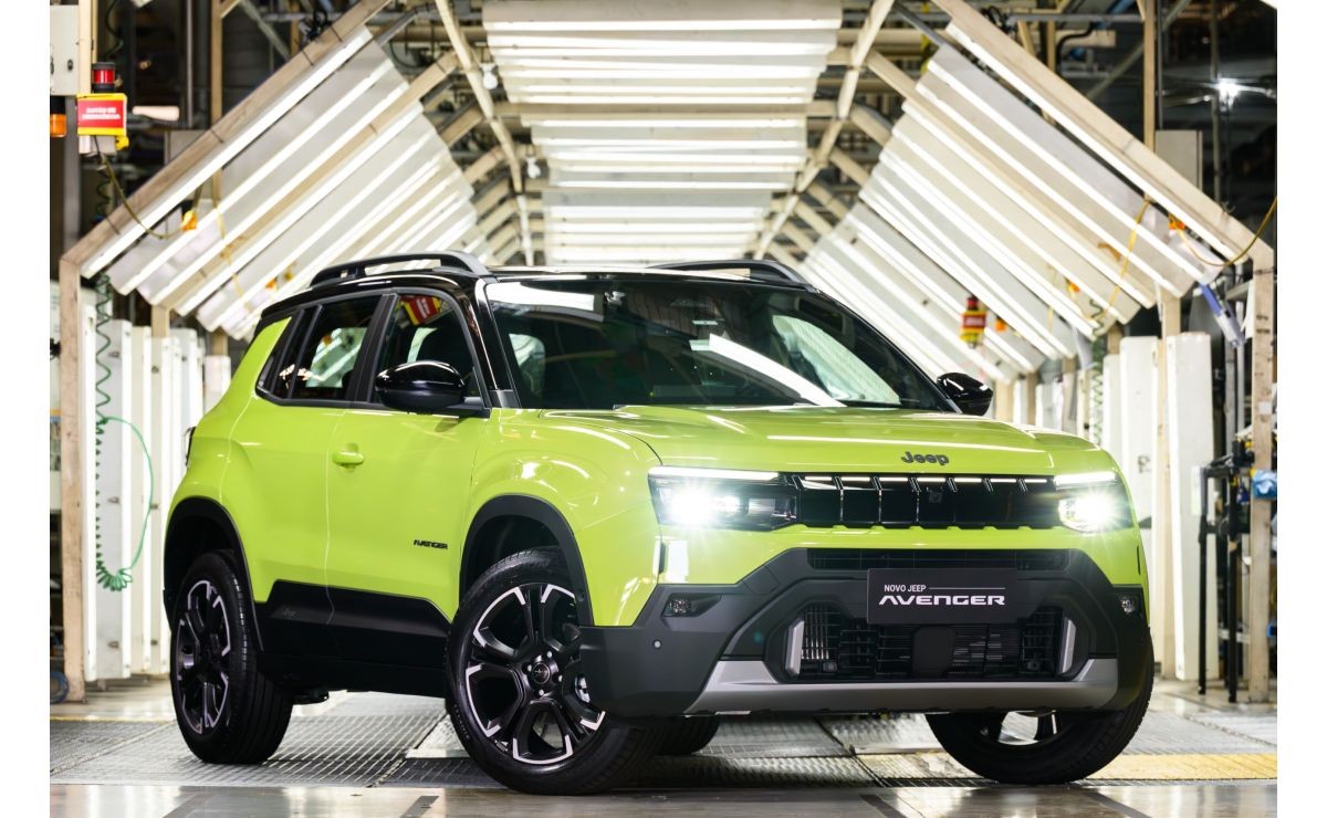 stellantis,-dona-da-fiat,-inicia-producao-do-jeep-avenger-no-brasil-e-prepara-estreia-neste-semestre-|-g1