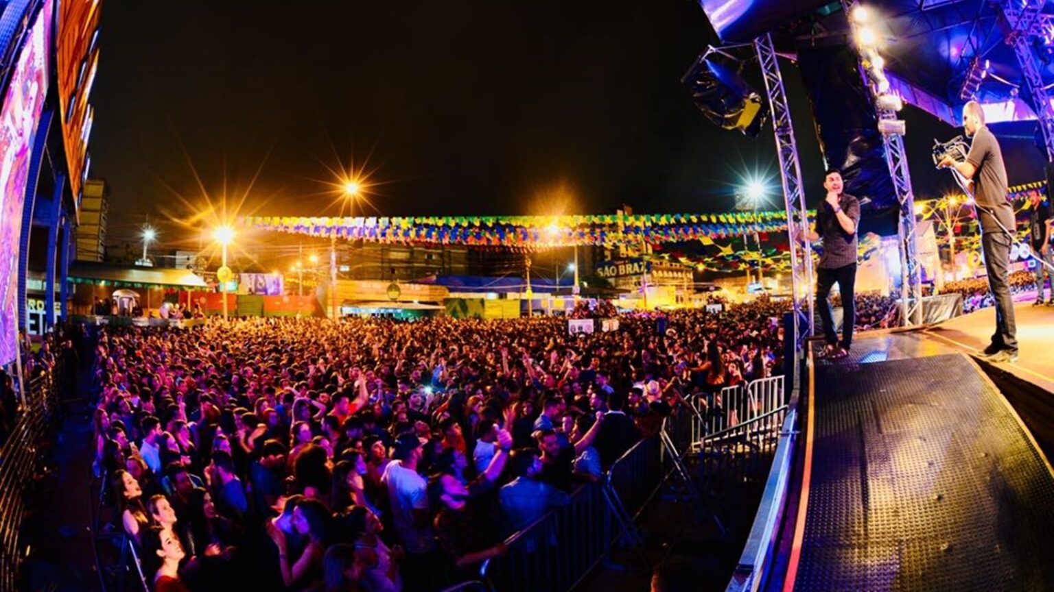 abertura-do-sao-joao-2018-de-campina-grande-tem-mano-walter,-santanna-e-show-pirotecnico-|-g1