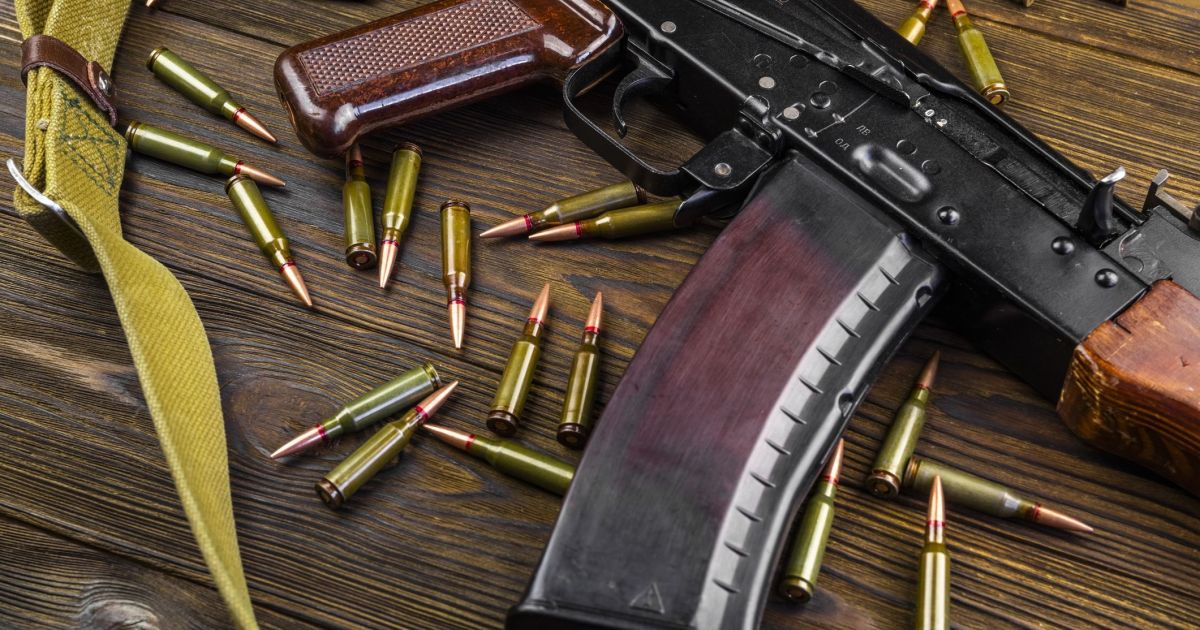 brasil-apreende-100-mil-armas-por-ano,-mas-fluxo-do-crime-muda,-diz-analise-|-cnn-brasil