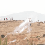 video:-policia-da-espanha-lanca-bombas-de-fumaca-contra-migrantes-|-cnn-brasil