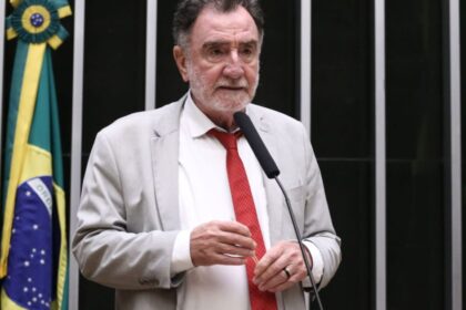 pt,-pcdob-e-pv-confirmam-patrus-ananias-para-disputa-ao-governo-de-mg-|-cnn-brasil