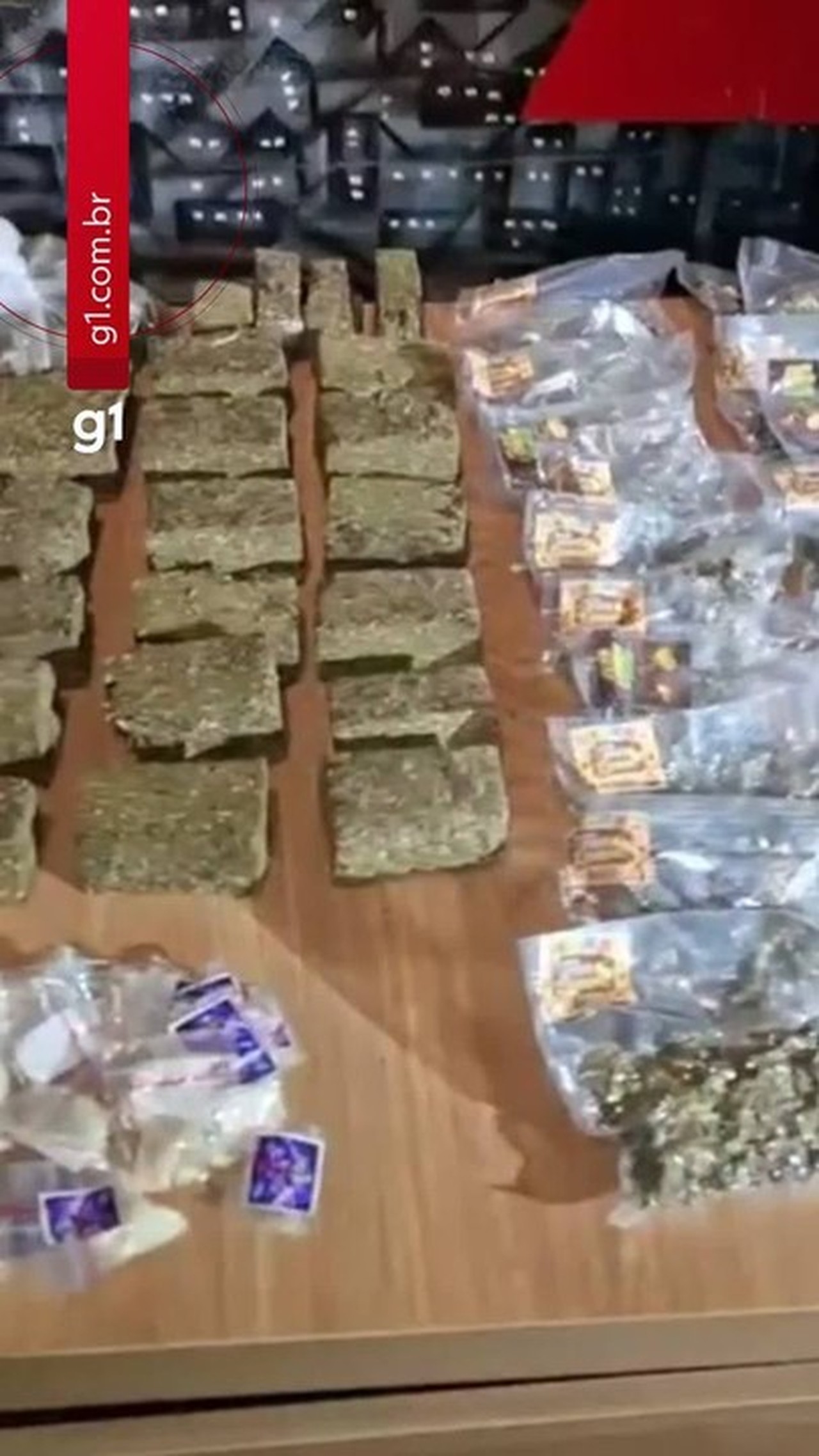 mais-de-1,6-mil-comprimidos-de-ecstasy-sao-apreendidos-pela-pm-em-mg-|-g1