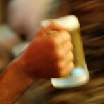 policia-dos-eua-procura-voluntarios-para-ficarem-bebados-em-treinamento-|-g1