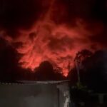 incendio-atinge-galpao-de-reciclaveis-em-itaquaquecetuba-|-g1
