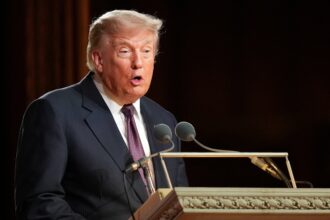 trump-promete-novas-rodadas-de-negociacoes-com-ira-apos-desistir-de-bombardeio-|-g1