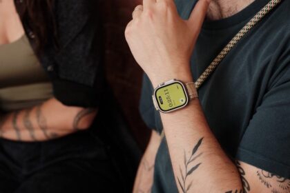granola,-app-com-ia-que-gera-notas-de-reunioes,-chega-ao-apple-watch-–-macmagazine
