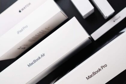 leilao-da-receita-em-porto-alegre-traz-macbooks-e-airpods-em-um-unico-lote-por-r$5-mil-–-macmagazine