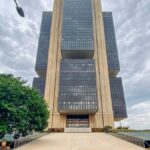 selic-cai-para-14%,-mas-banco-central-trava-a-porta-para-corte-automatico;-entenda