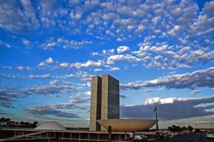 a-maratona-para-zerar-a-fila-de-87-vetos-e-32-mps-antes-que-a-eleicao-paralise-brasilia-–-neofeed