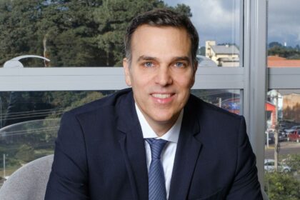 setor-de-onibus-vive-um-paradoxo,-segundo-a-marcopolo:-precisa-renovar-mas-nao-tem-credito-–-autodata