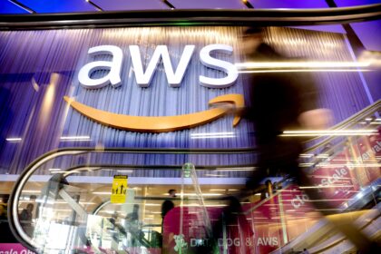 ‘amazon-financiara-usina-a-gas-nos-eua-com-capacidade-equivalente-a-meia-itaipu’,-diz-especialista