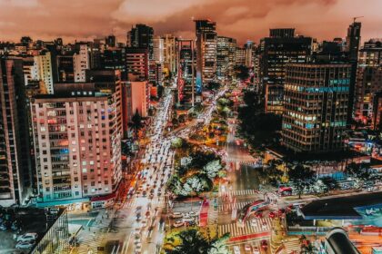 68%-das-empresas-ampliam-presencial-para-fortalecer-cultura,-diz-estudo-|-cnn-brasil