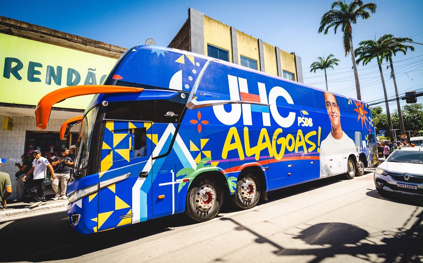 tre-al-proibe-circulacao-de-onibus-usado-por-jhc-por-suspeita-de-propaganda-eleitoral-antecipada
