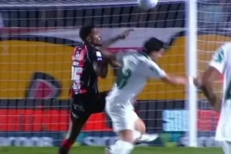 vitoria-parabeniza-stjd-apos-denuncia-contra-mauricio,-do-palmeiras-|-cnn-brasil