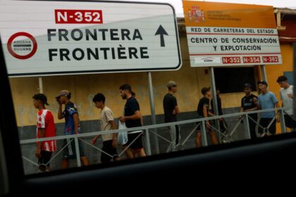 ue-convoca-reuniao-para-discutir-travessias-de-migrantes-em-ceuta-|-cnn-brasil