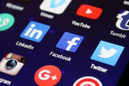 mesmo-com-falhas,-australia-defende-proibicao-de-redes-sociais-para-jovens-|-cnn-brasil