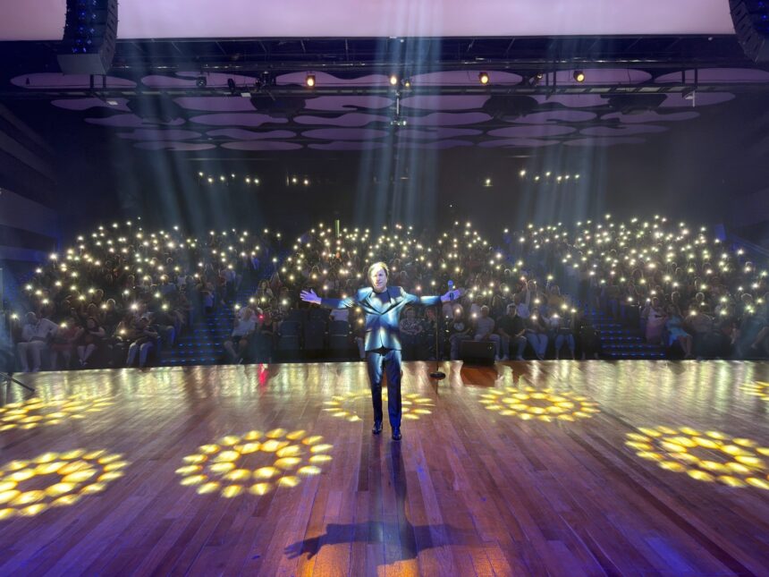 tom-cavalcante-apresenta-espetaculo-de-humor-em-maceio-|-g1