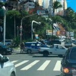 batida-em-cruzamento-deixa-transito-lento-na-regiao-da-lucaia,-em-salvador