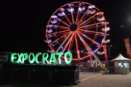 roda-gigante-e-nova-opcao-de-diversao-na-expocrato-2018 -|-g1