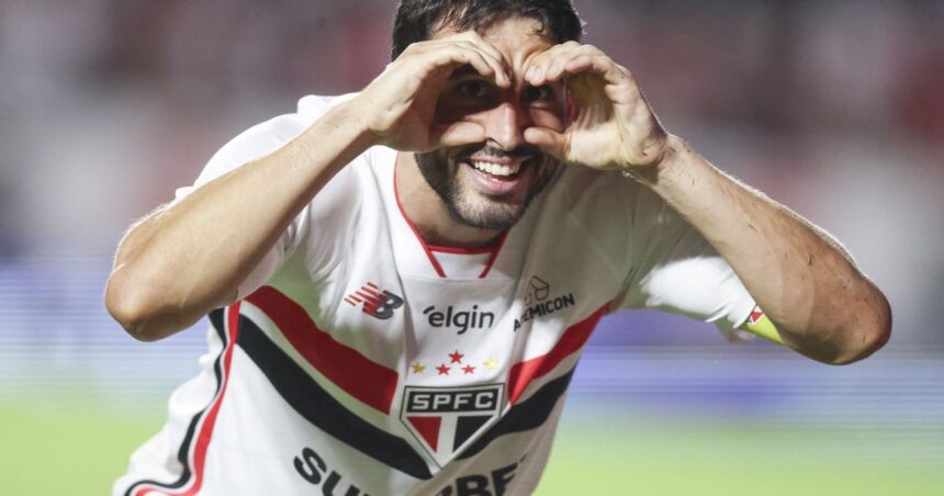 sao-paulo-e-calleri-chegam-a-acordo-e-ficam-perto-de-renovarem-contrato-|-cnn-brasil